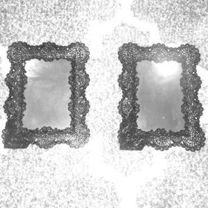 2 Picture Frames with Floral Design